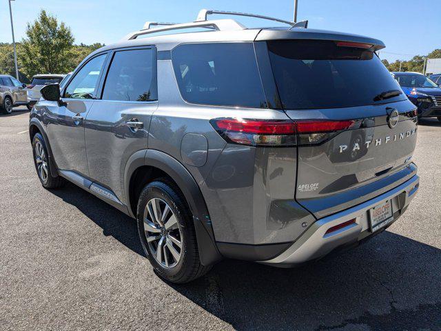 new 2024 Nissan Pathfinder car, priced at $41,204