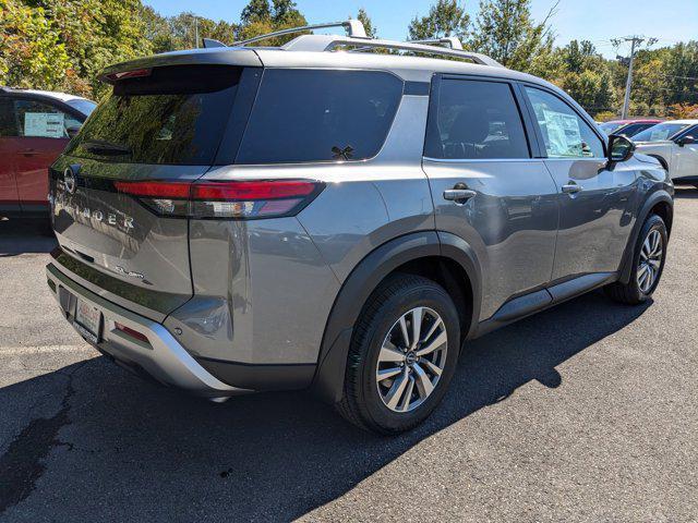 new 2024 Nissan Pathfinder car, priced at $41,204