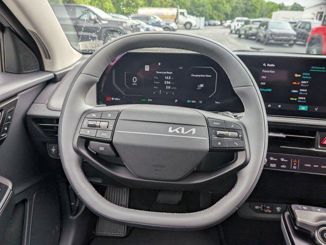 new 2025 Kia EV6 car, priced at $49,480