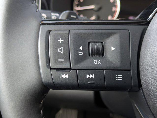 new 2025 Nissan Pathfinder car, priced at $40,485