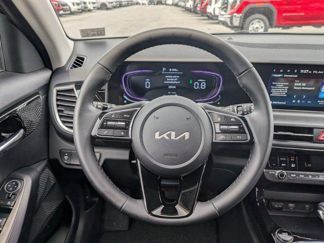 new 2025 Kia Seltos car, priced at $27,420