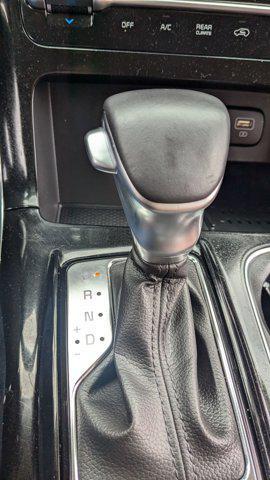 used 2024 Kia Carnival car, priced at $41,298