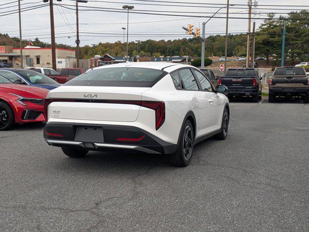new 2025 Kia K4 car, priced at $24,324
