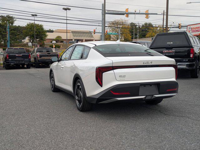 new 2025 Kia K4 car, priced at $24,324