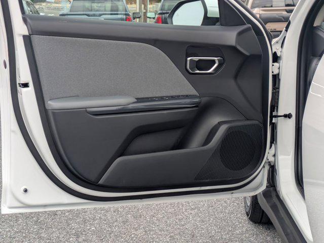 new 2025 Kia K4 car, priced at $24,324