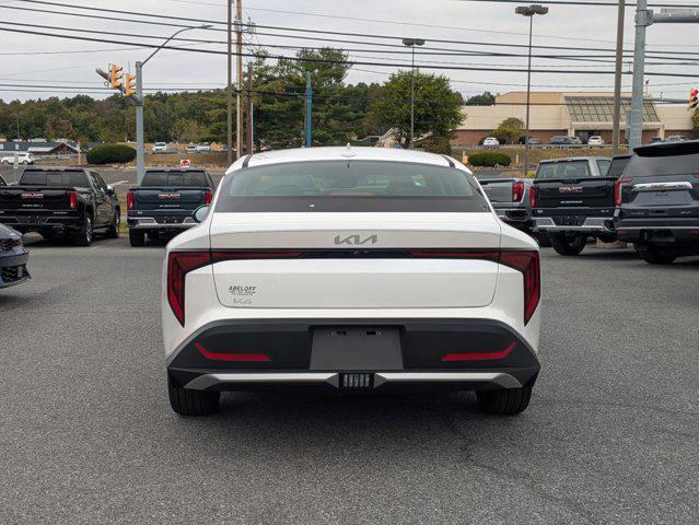new 2025 Kia K4 car, priced at $24,324
