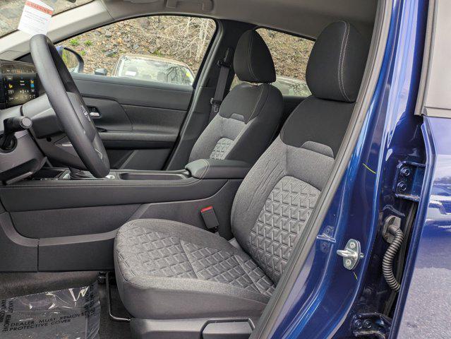 new 2025 Nissan Kicks car, priced at $29,383
