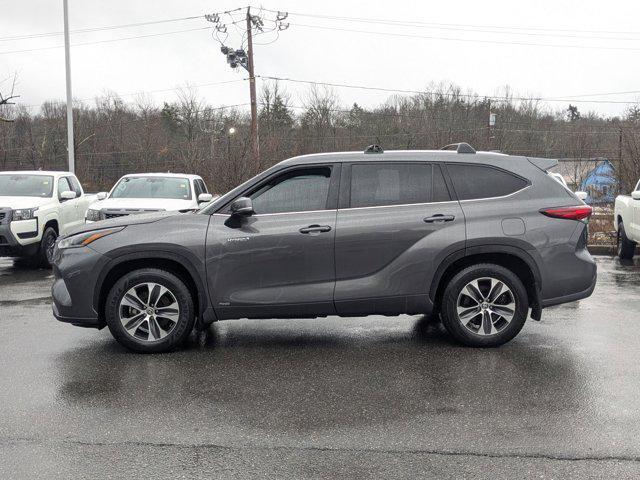 used 2021 Toyota Highlander Hybrid car, priced at $29,259