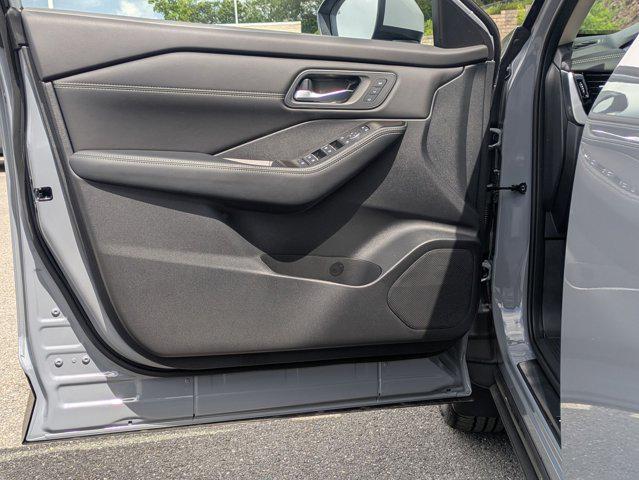 new 2025 Nissan Rogue car, priced at $39,215