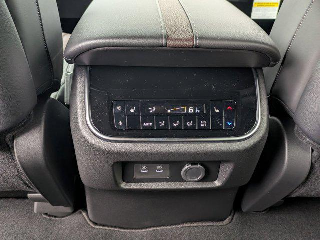 new 2025 Nissan Armada car, priced at $77,089