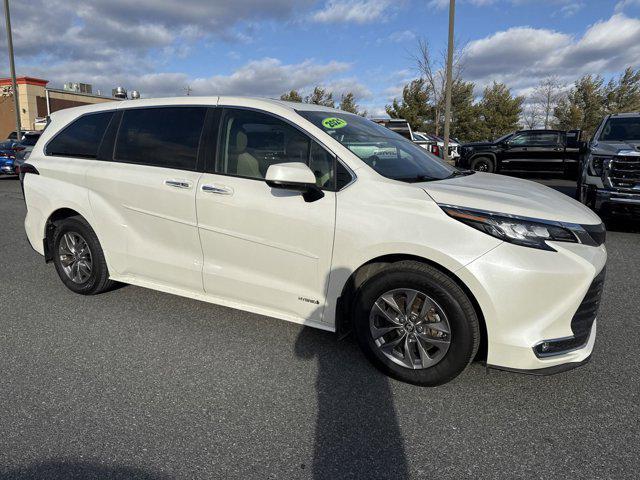 used 2021 Toyota Sienna car, priced at $37,163