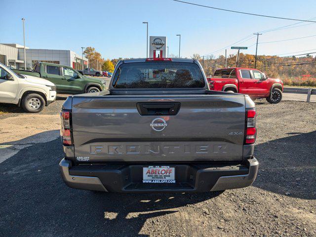 new 2025 Nissan Frontier car, priced at $39,682