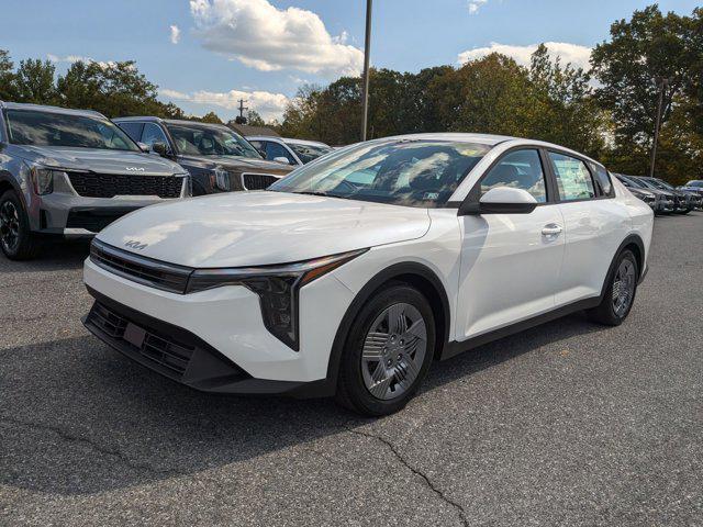 new 2025 Kia K4 car, priced at $22,570