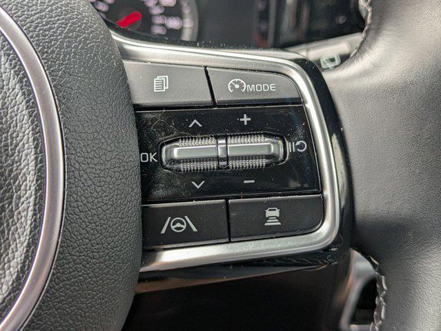 used 2022 Kia Sorento car, priced at $30,916
