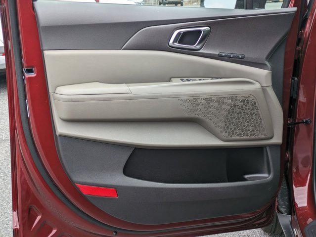 new 2025 Kia Carnival car, priced at $41,730