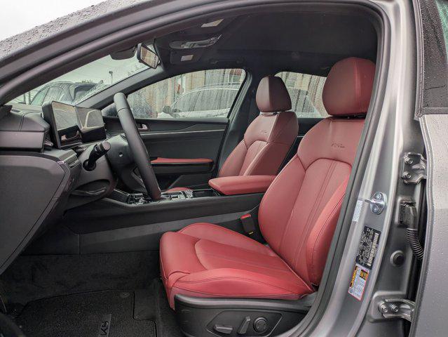new 2025 Kia K5 car, priced at $33,010