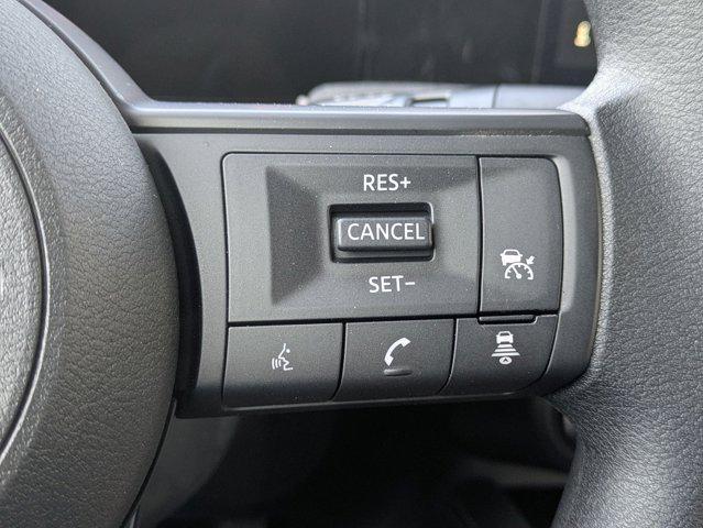 new 2025 Nissan Kicks car, priced at $27,577