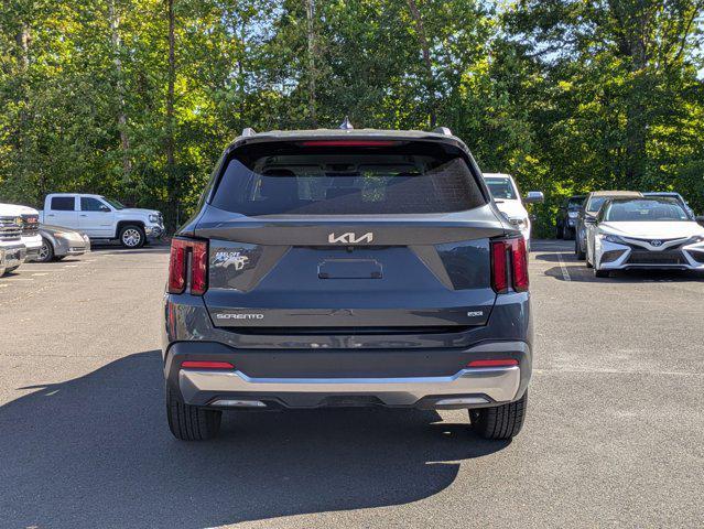 used 2025 Kia Sorento car, priced at $33,556