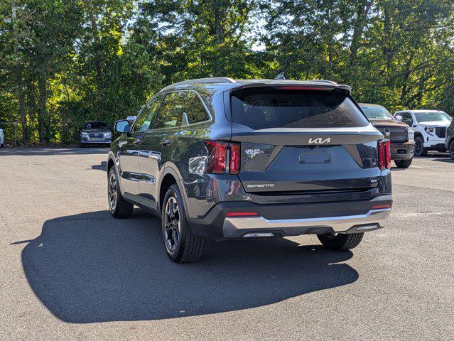 used 2025 Kia Sorento car, priced at $33,556