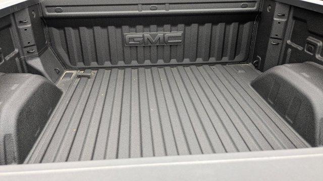 new 2025 GMC Sierra 1500 car, priced at $52,047