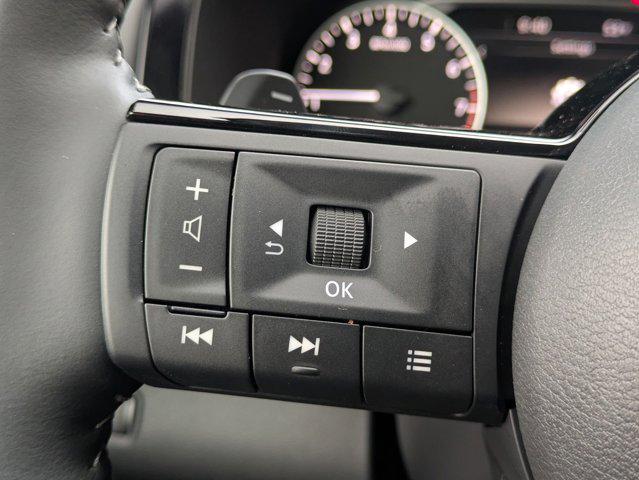 new 2025 Nissan Pathfinder car, priced at $40,393