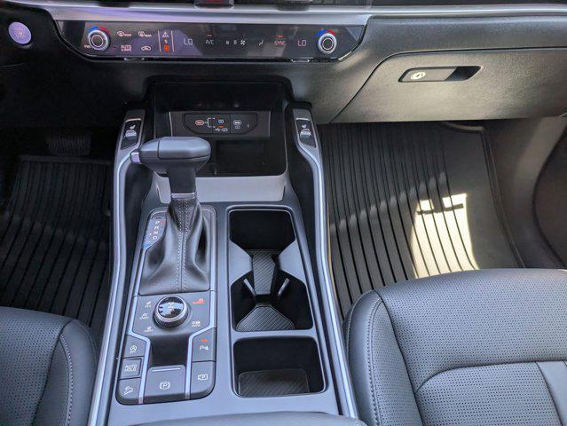 new 2025 Kia Sorento car, priced at $36,555