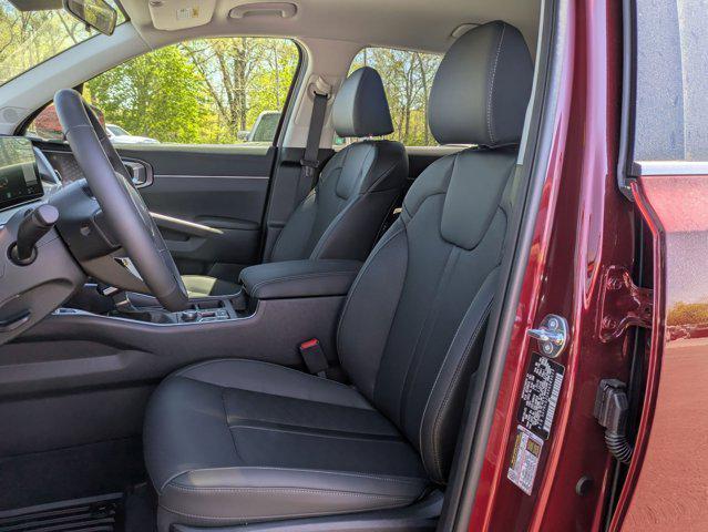 new 2025 Kia Sorento car, priced at $36,555