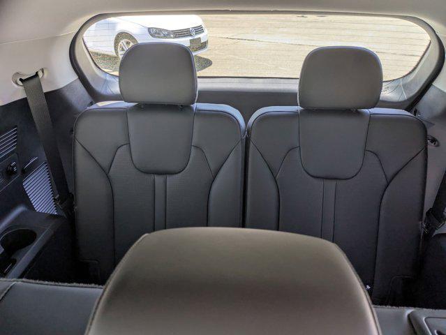 new 2025 Kia Sorento car, priced at $36,555