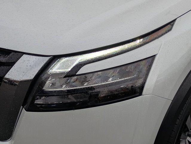 new 2025 Nissan Pathfinder car, priced at $40,910