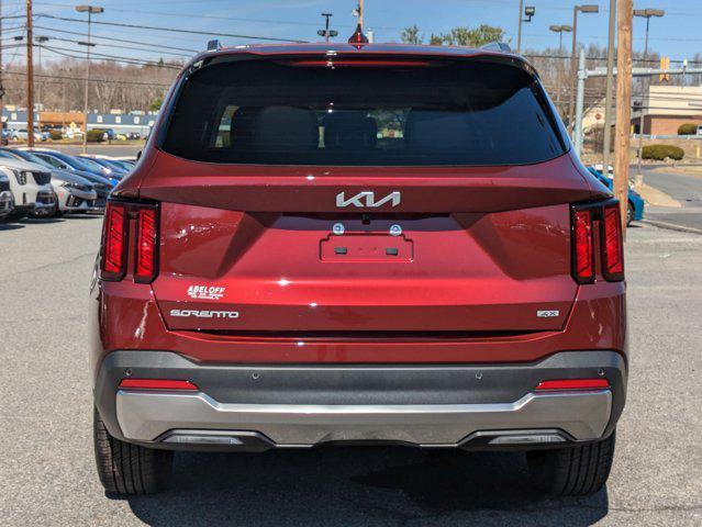 new 2025 Kia Sorento car, priced at $35,805