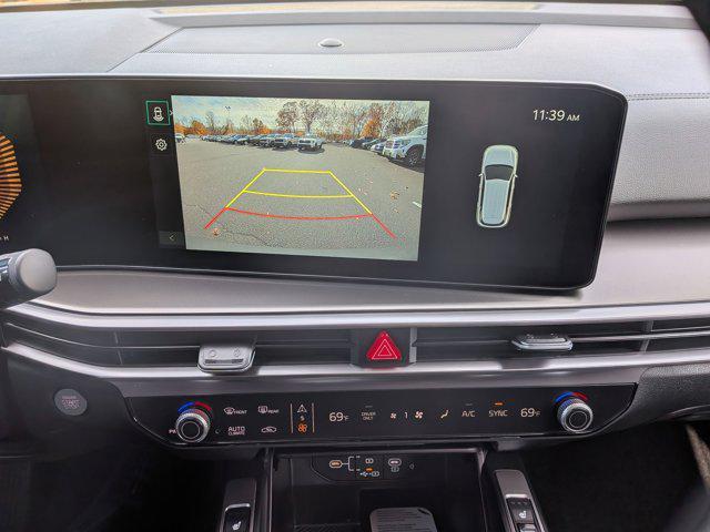 new 2026 Kia Sorento Hybrid car, priced at $42,135