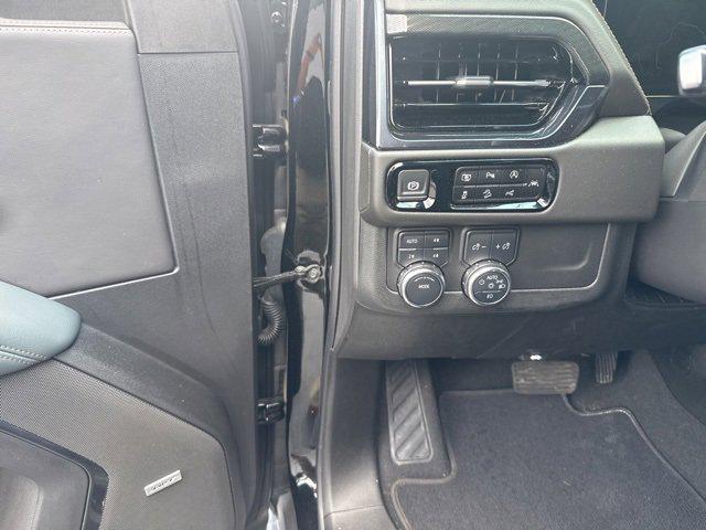 used 2025 GMC Yukon car, priced at $77,998