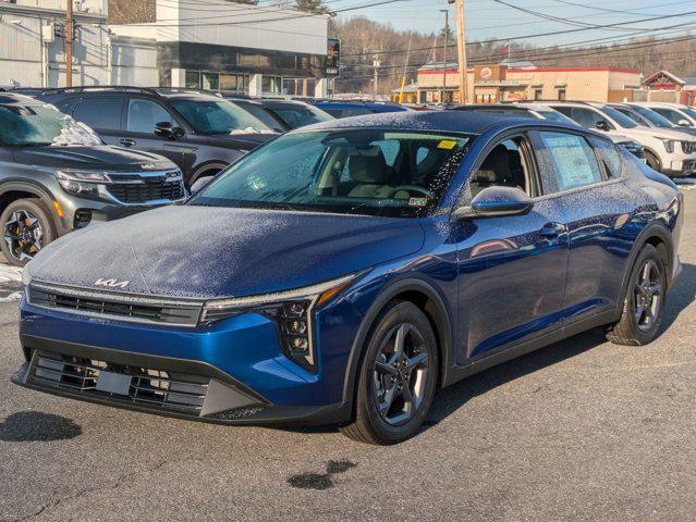 new 2025 Kia K4 car, priced at $23,158