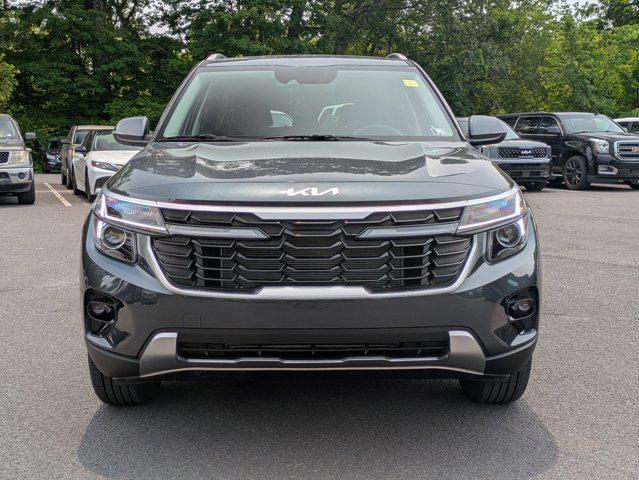 new 2025 Kia Seltos car, priced at $27,025