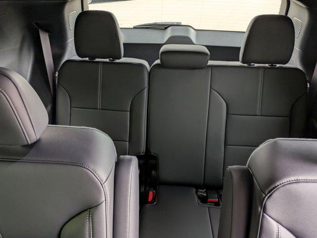 new 2025 GMC Acadia car, priced at $47,915