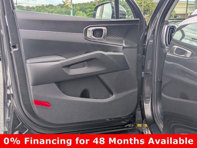 new 2025 Kia Sorento Hybrid car, priced at $39,551