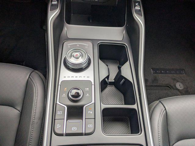 new 2025 Kia Sorento Hybrid car, priced at $38,301