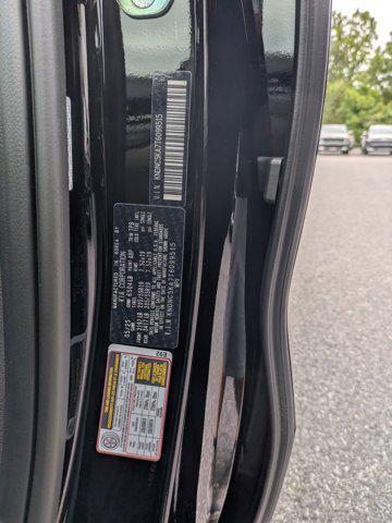 new 2026 Kia Carnival Hybrid car, priced at $43,027