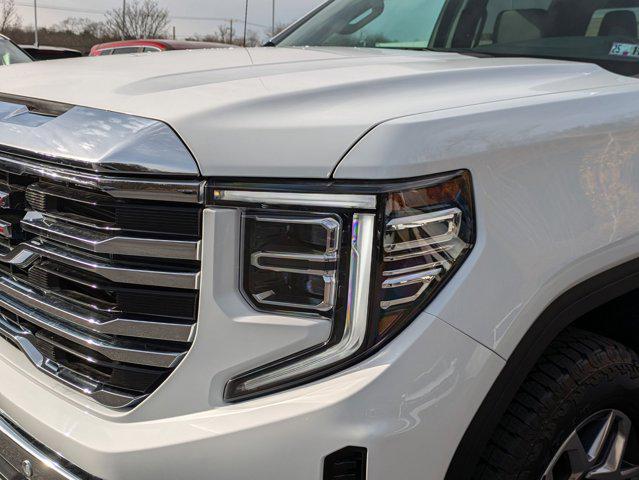 new 2025 GMC Sierra 1500 car, priced at $60,512