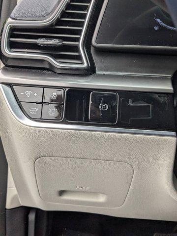 used 2023 Kia Sportage Hybrid car, priced at $25,487