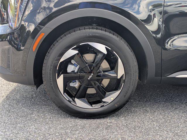 new 2025 Kia Sorento Hybrid car, priced at $37,186