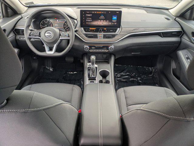 new 2025 Nissan Altima car, priced at $30,334