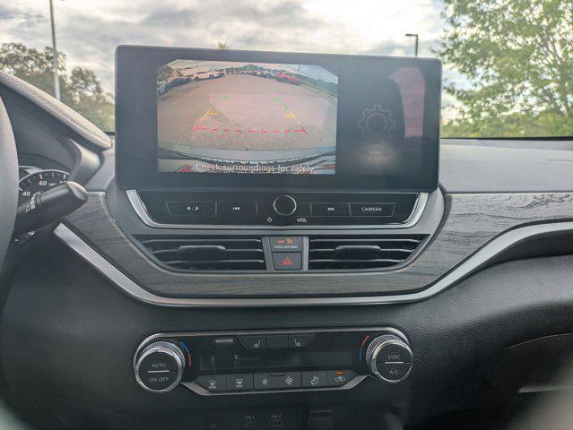 new 2025 Nissan Altima car, priced at $30,334