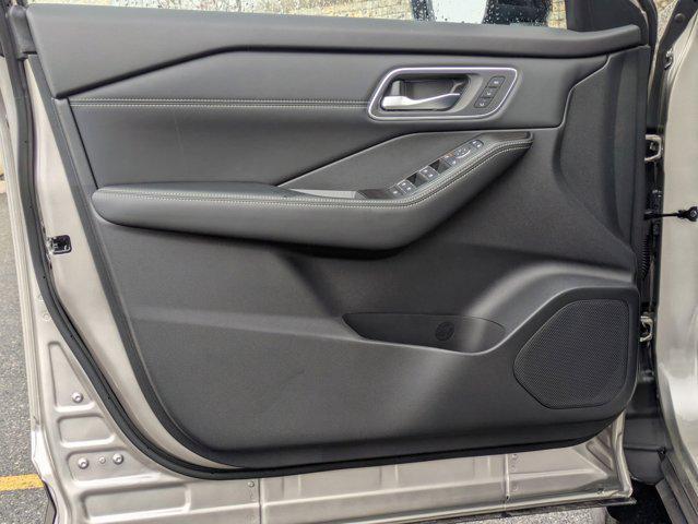 new 2025 Nissan Rogue car, priced at $44,227