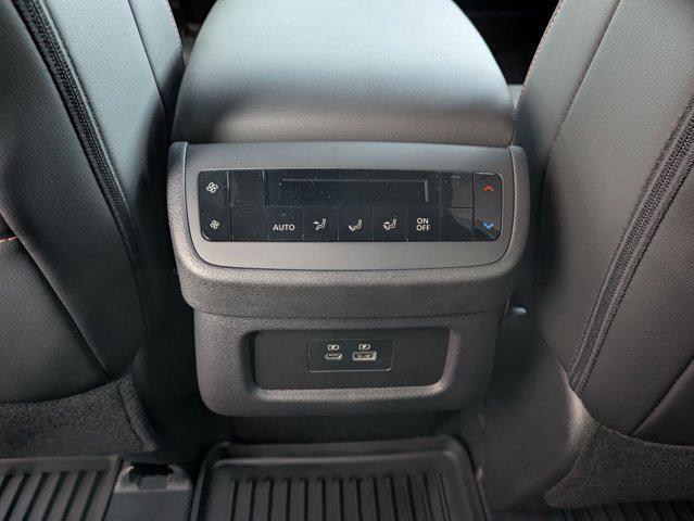 new 2025 Nissan Pathfinder car, priced at $37,442