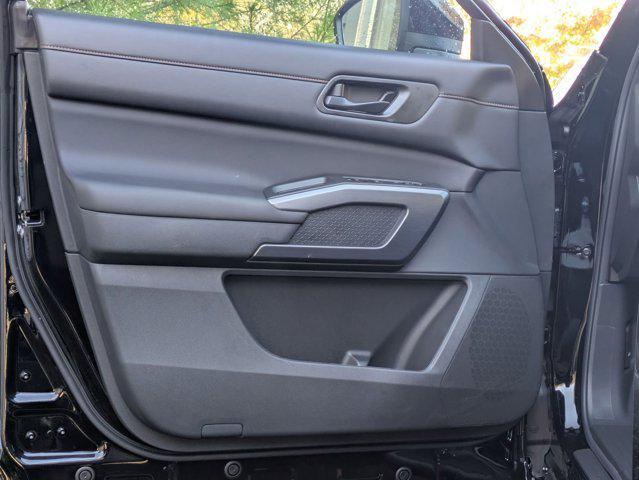 new 2025 Nissan Pathfinder car, priced at $37,442