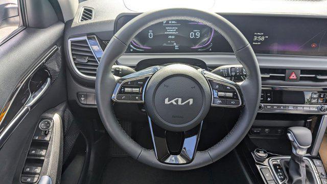 new 2025 Kia Seltos car, priced at $27,495