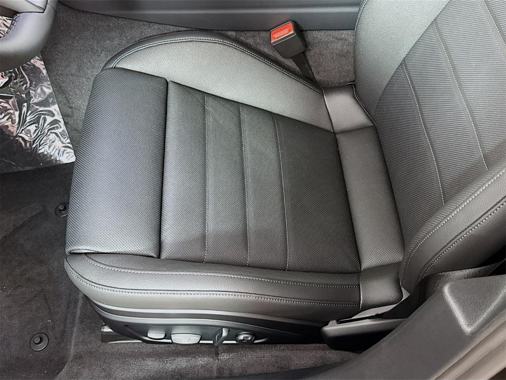 new 2026 Porsche Panamera car, priced at $123,260