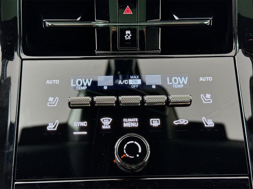 new 2026 Porsche Panamera car, priced at $123,260