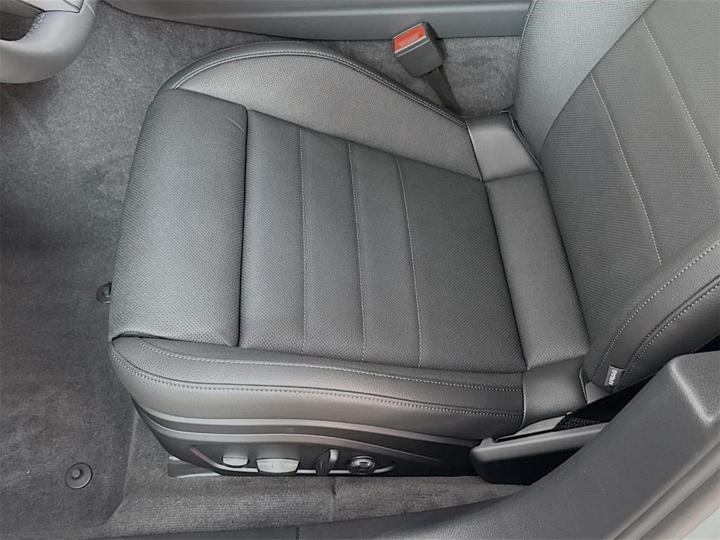 new 2026 Porsche Panamera car, priced at $128,070